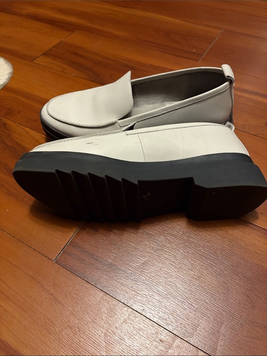 Eileen Fisher White Leather Slip-On Loafers with Black Platform Sz 9